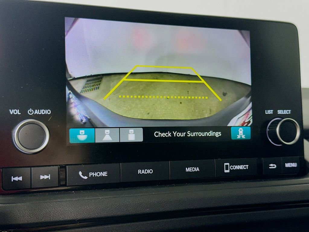 Used 2025 Honda Accord SE image 10