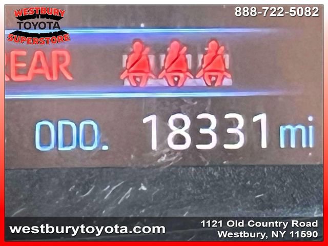 Used 2022 Toyota Corolla Cross LE w/ Moonroof Package image 28