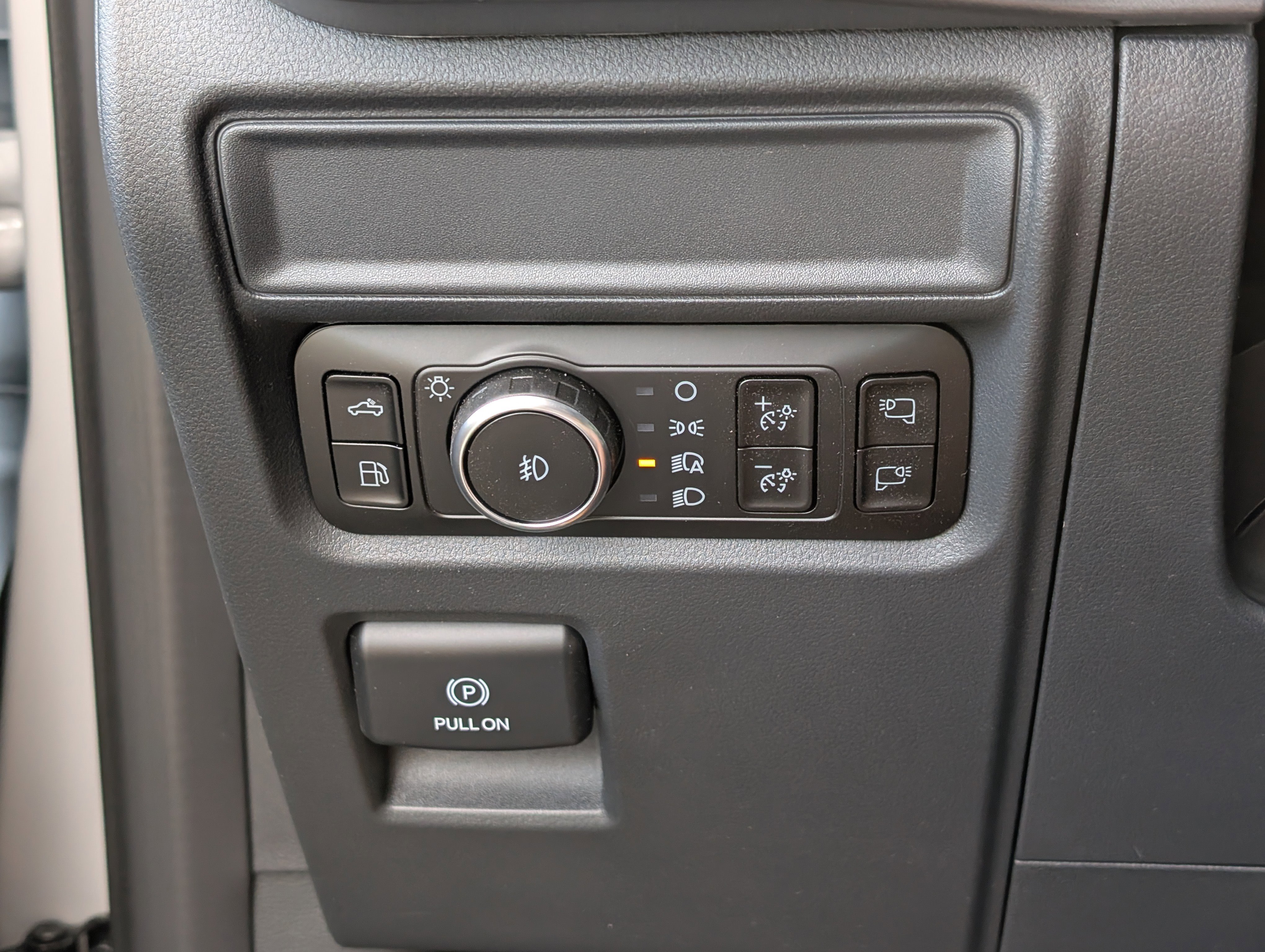 New 2025 Ford F150 XLT w/ Equipment Group 302A MID image 19