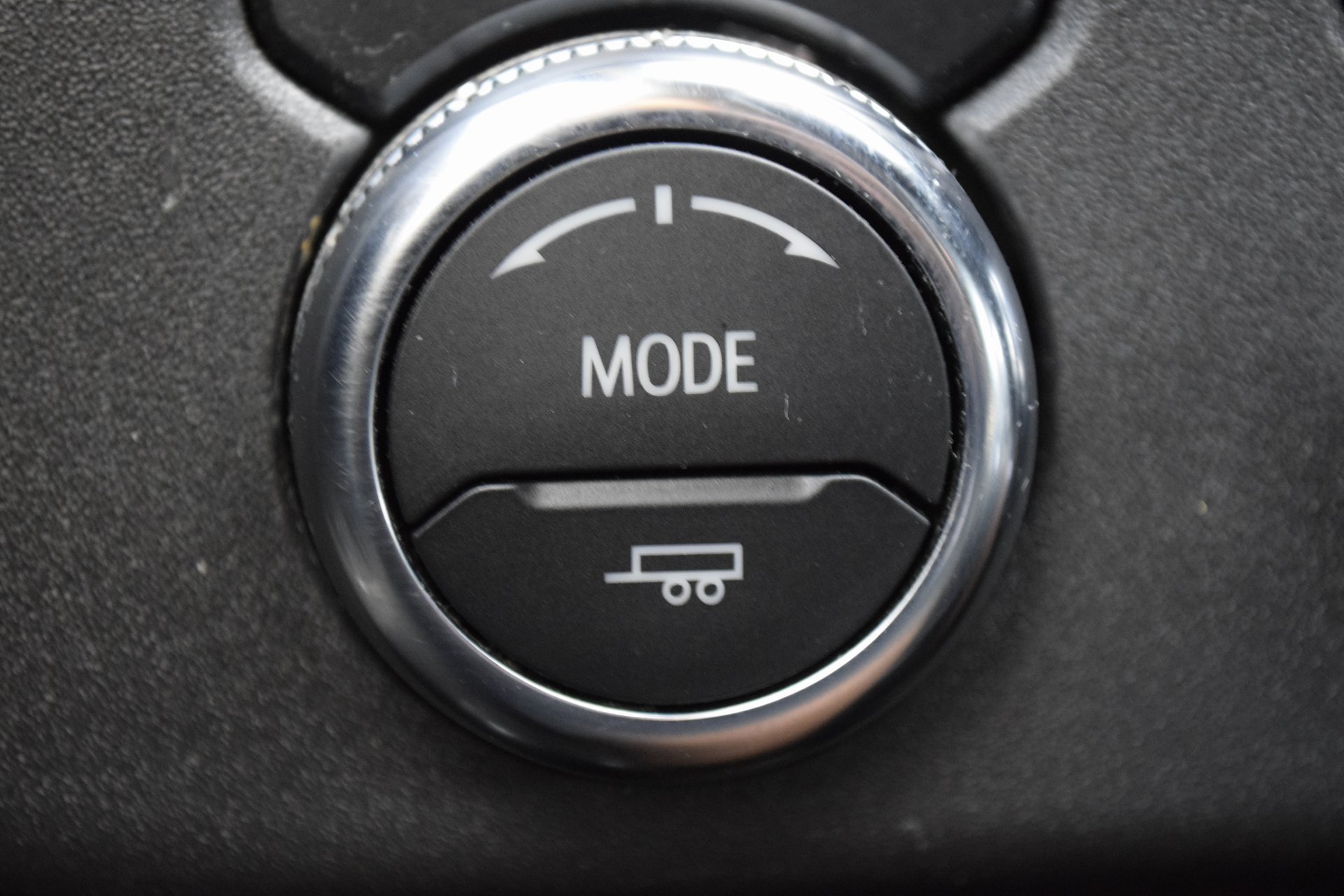 Used 2022 GMC Sierra 1500 SLT w/ SLT Convenience Package image 17