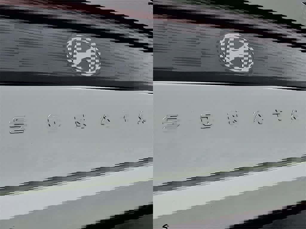 Used 2025 Hyundai Sonata Limited image 33