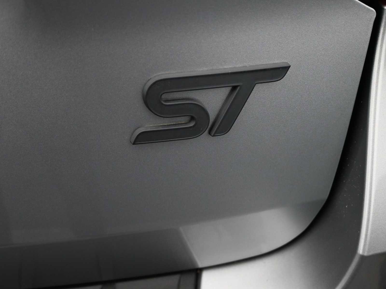 Used 2022 Ford Explorer ST w/ ST High-Performance Pack image 27