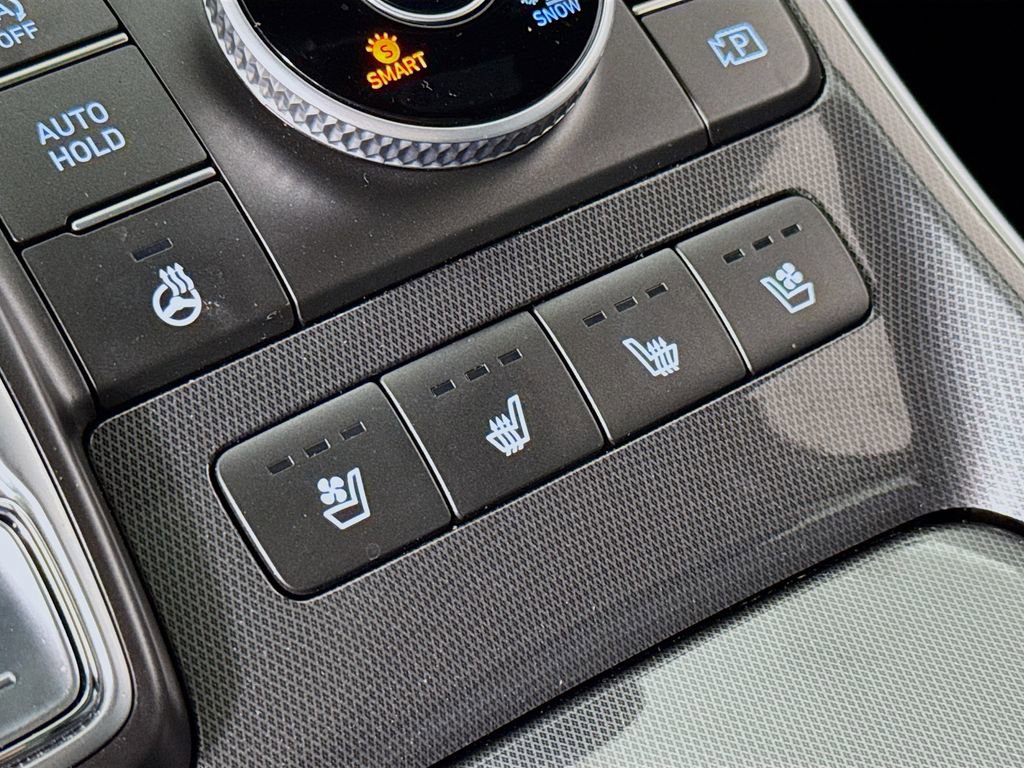 Used 2022 Hyundai Santa Fe Calligraphy image 21