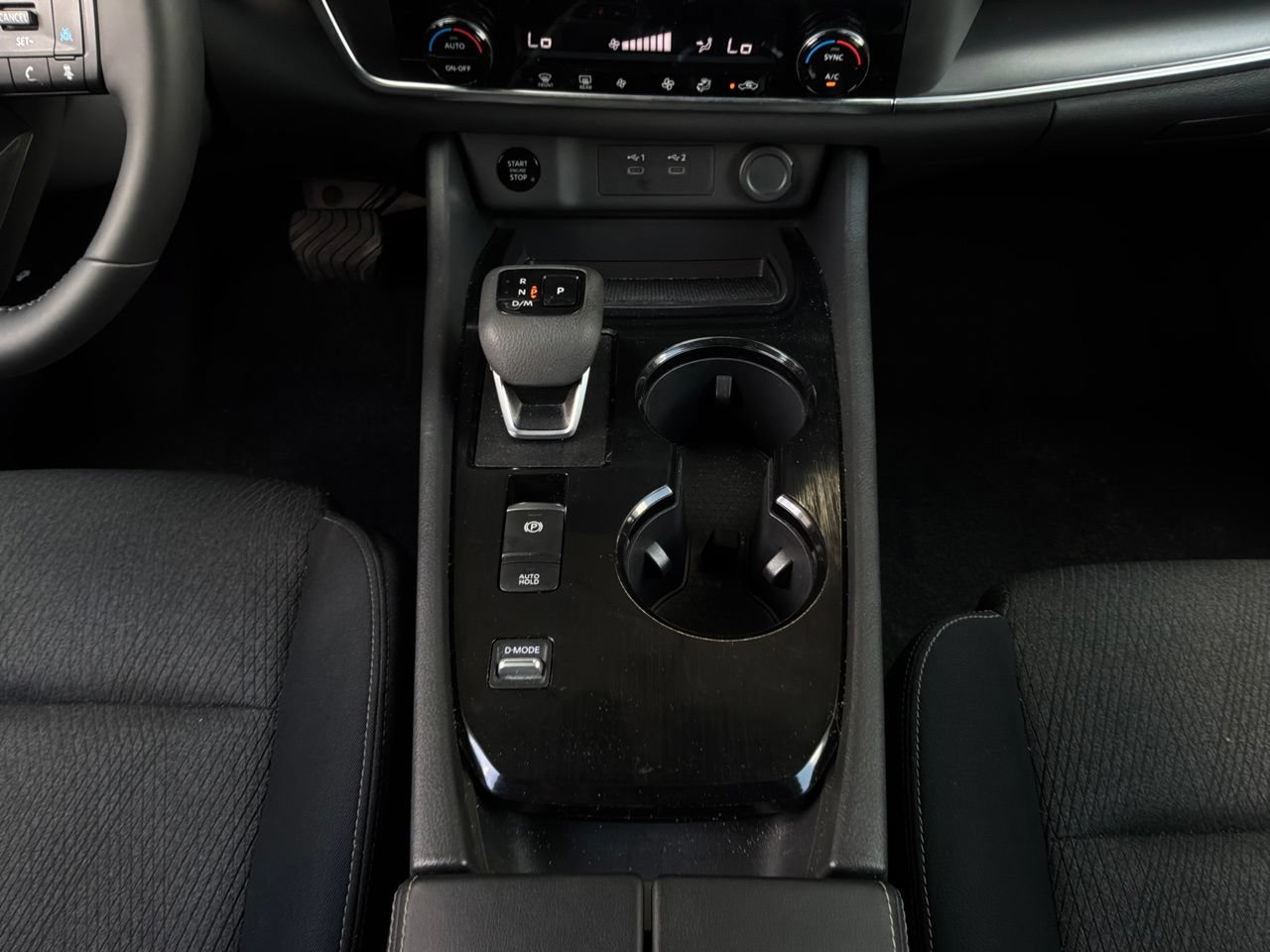 Used 2026 Nissan Rogue SV FWD image 15