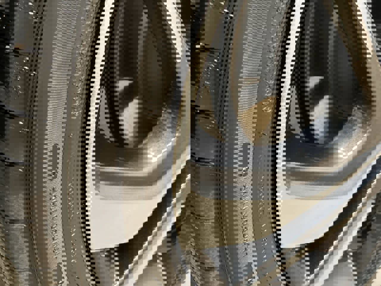 Used 2023 Chevrolet Bolt LT w/ Infotainment Package image 34