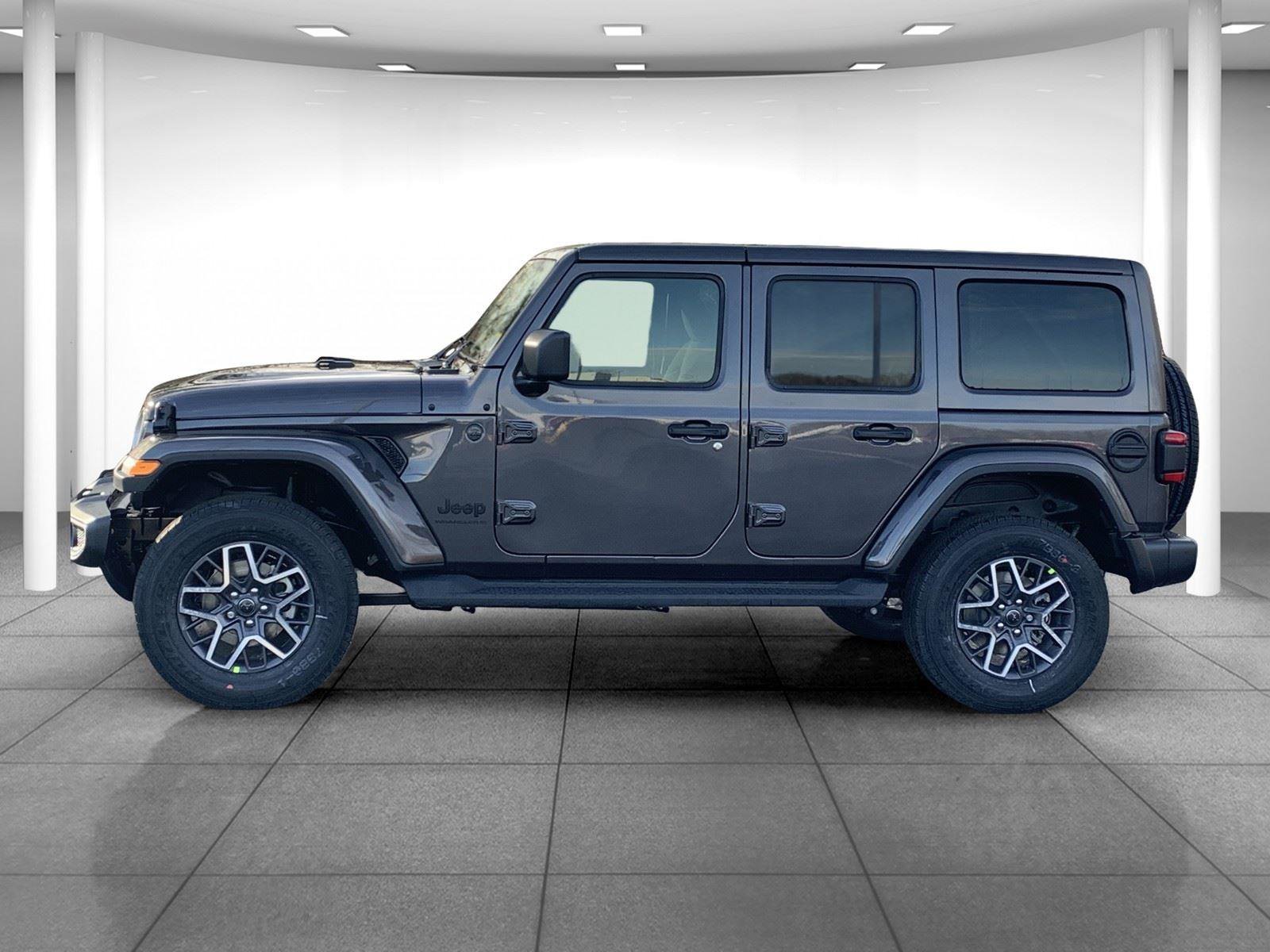 New 2025 Jeep Wrangler Sahara w/ Safety Group image 4
