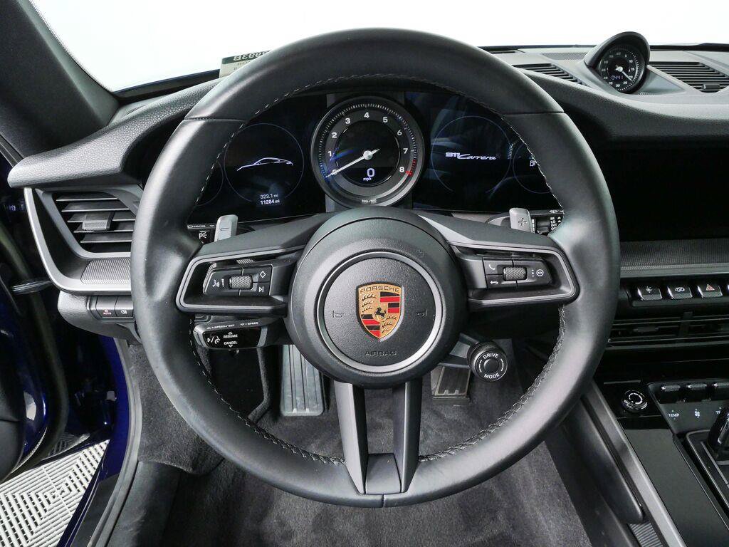 Used 2023 Porsche 911 Carrera RWD image 8