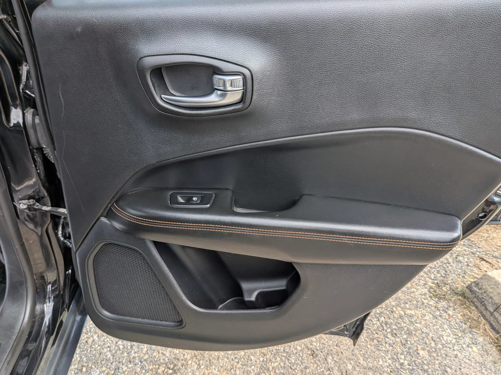 Used 2019 Jeep Compass Limited AWD/4WD image 35