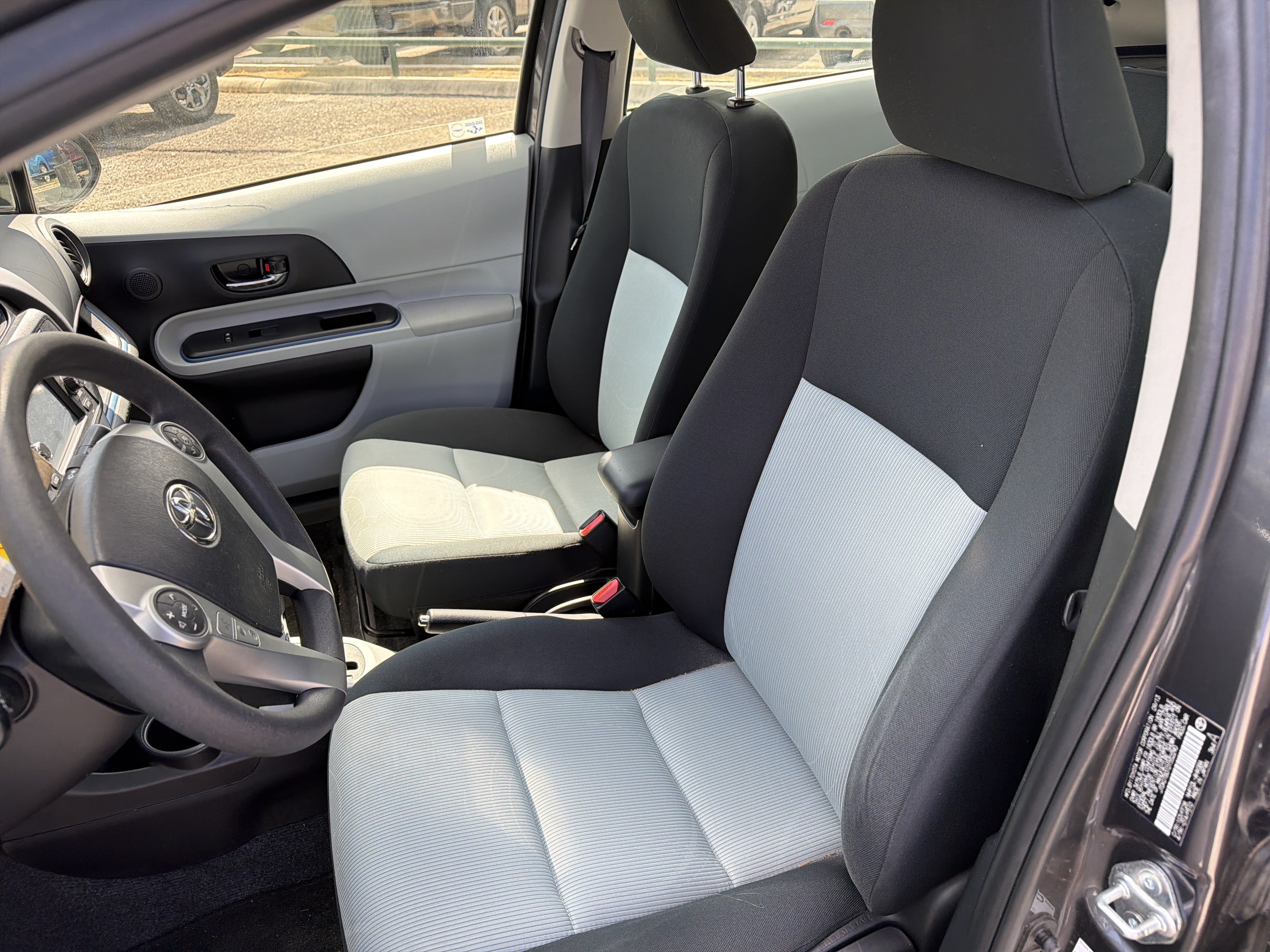 Used 2013 Toyota Prius C Three FWD image 10