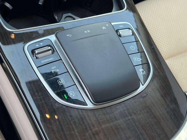 Used 2022 Mercedes-Benz GLC 300 w/ Premium Package Lite image 35