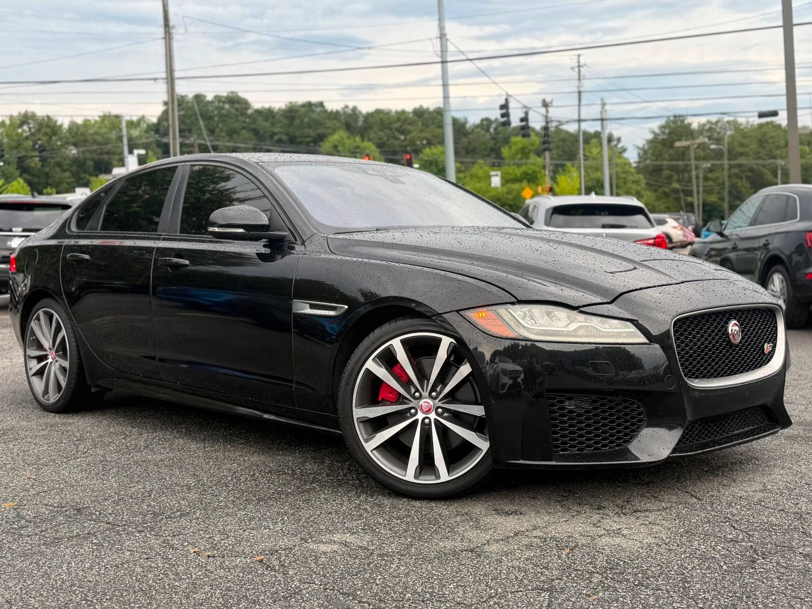Used 2016 Jaguar XF S RWD image 7