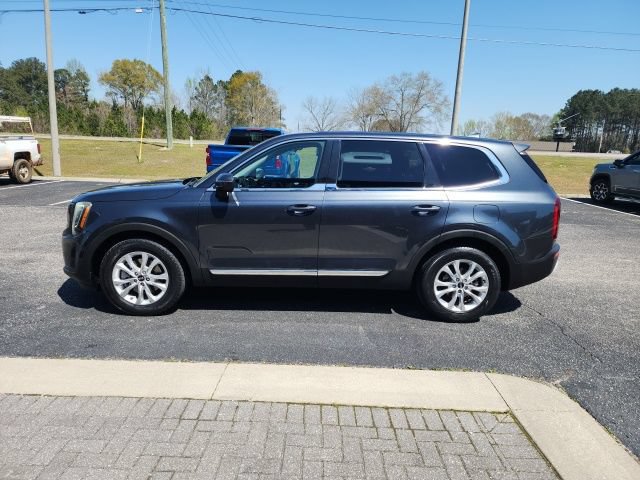 Used 2020 Kia Telluride LX FWD image 2