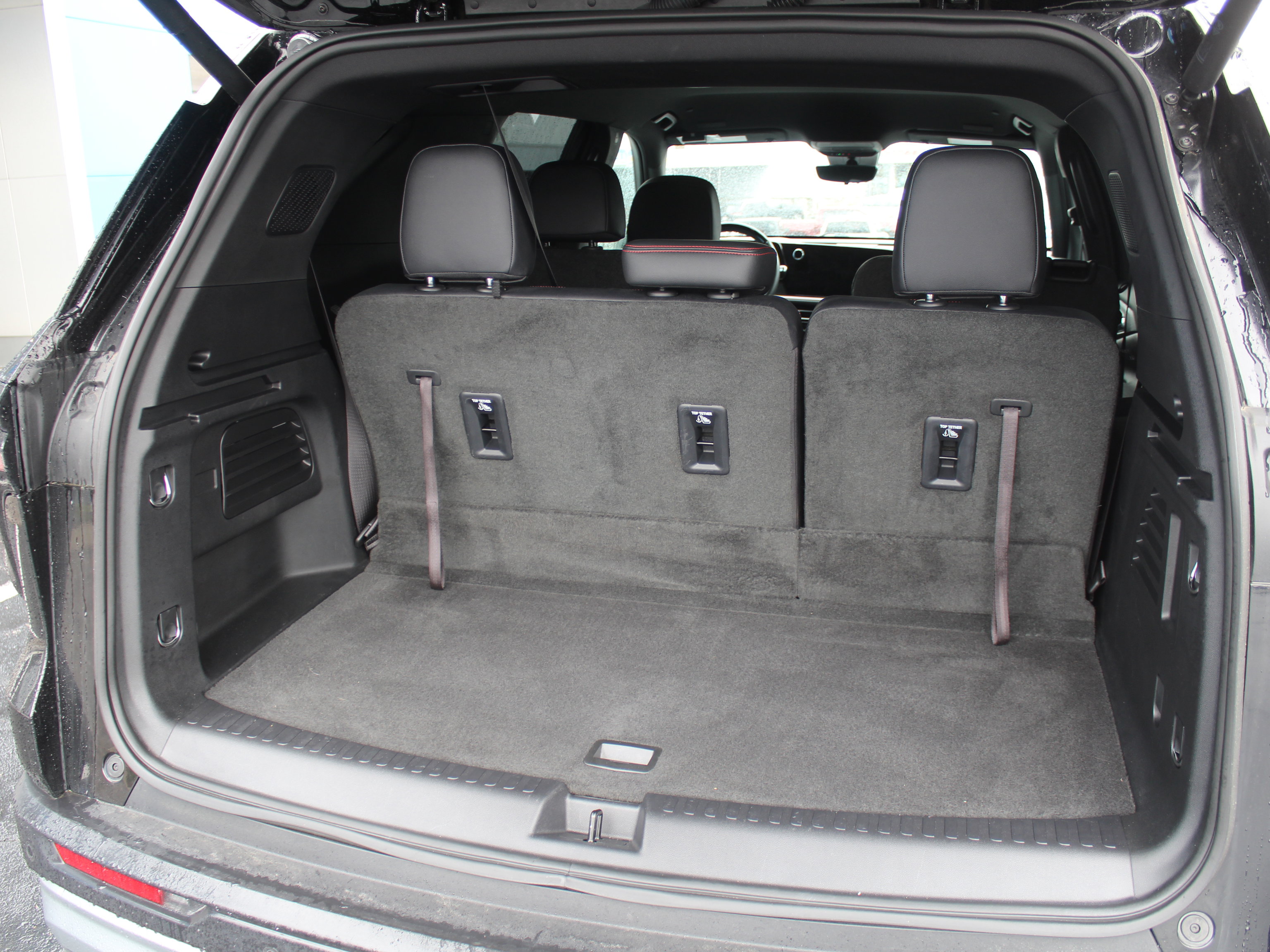 Used 2024 Chevrolet Traverse Z71 w/ Enhanced Driving Package AWD/4WD image 30