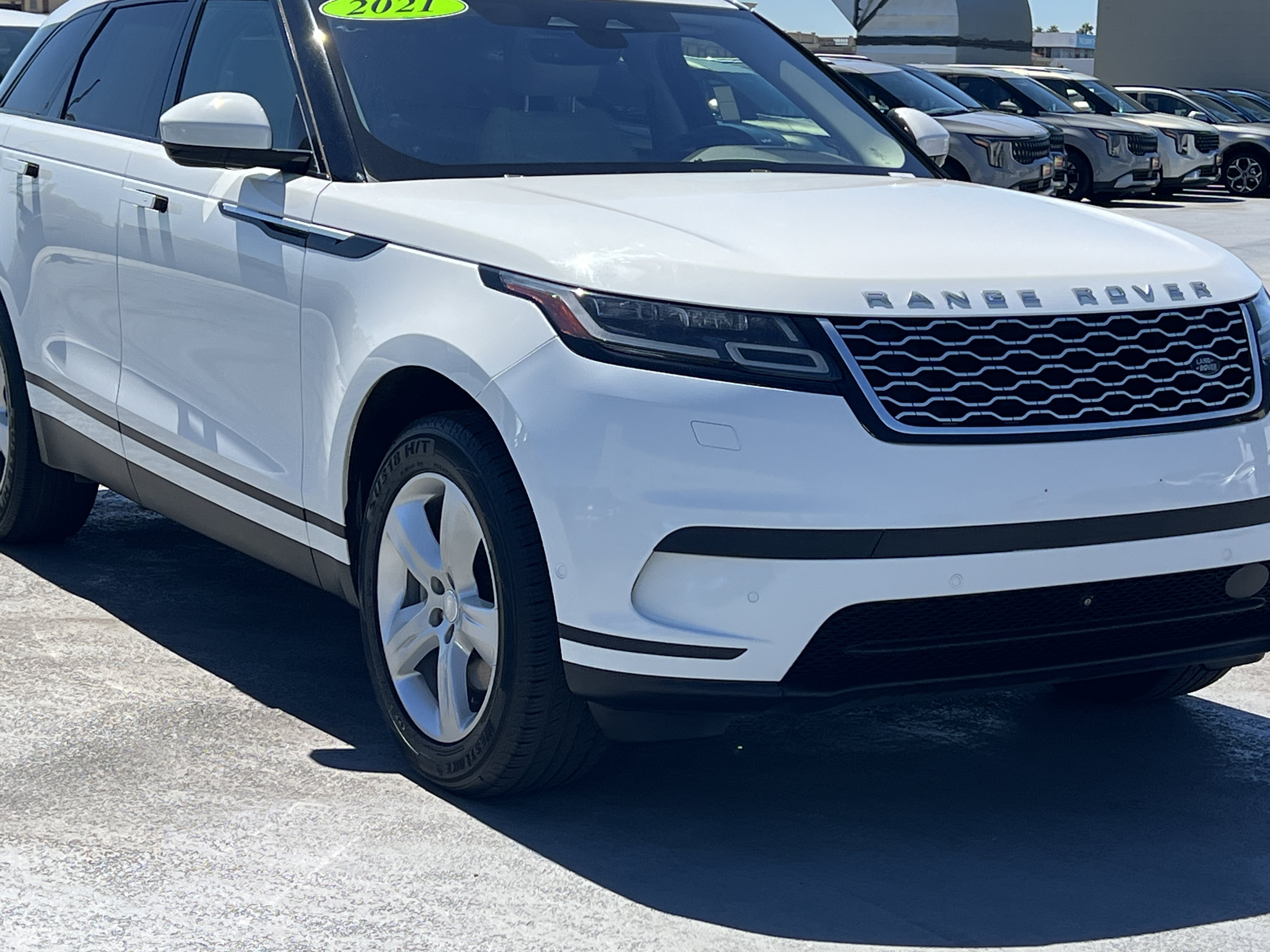 Used 2021 Land Rover Range Rover Velar S AWD/4WD image 11