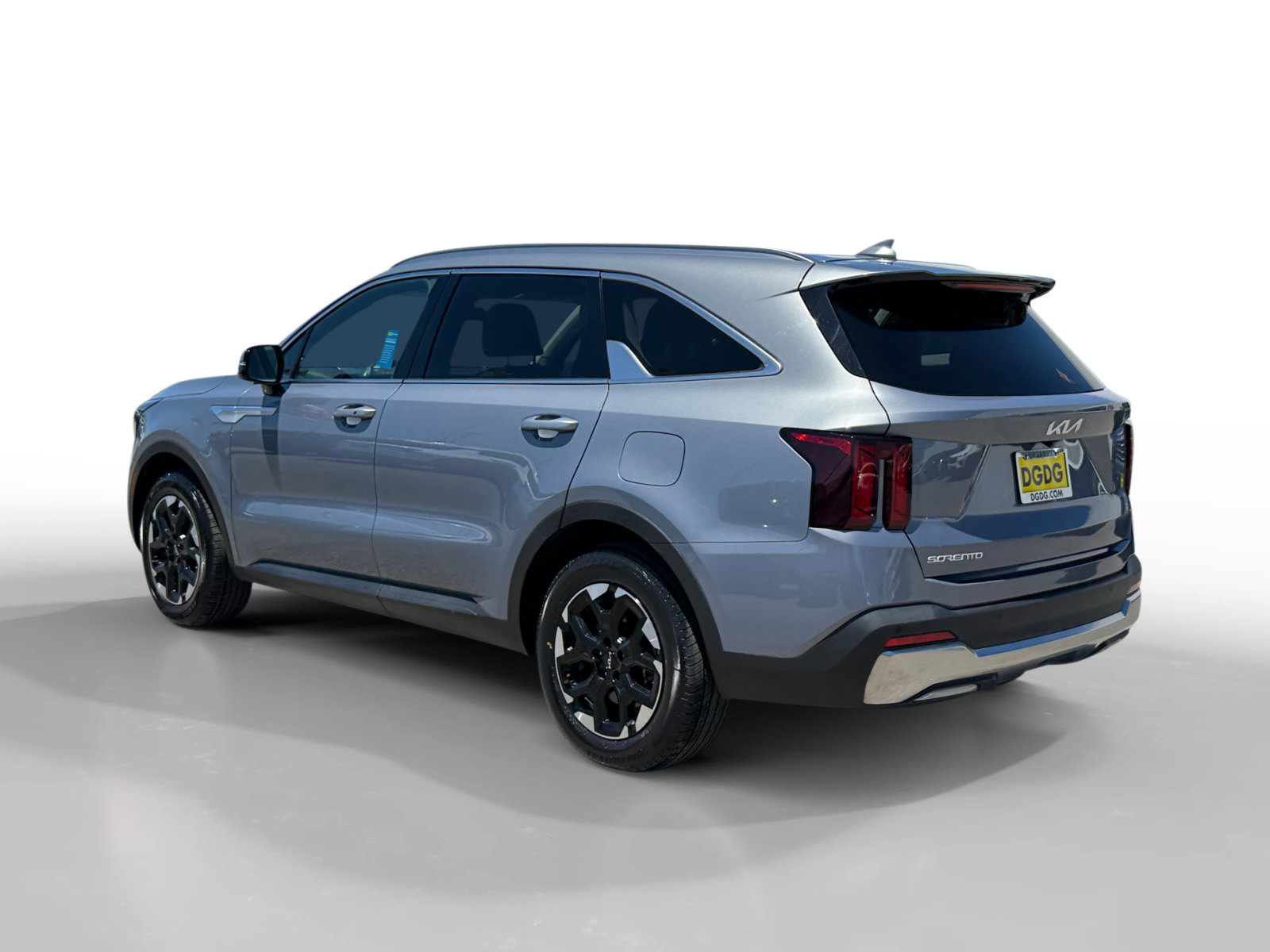 Used 2024 Kia Sorento S FWD image 3