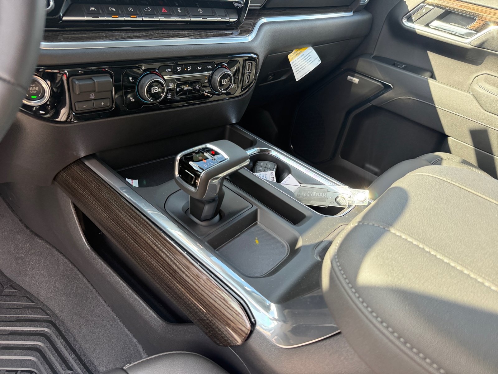 New 2026 Chevrolet Silverado 1500 LT Trail Boss w/ LT Trail Boss Premium Package AWD/4WD image 13