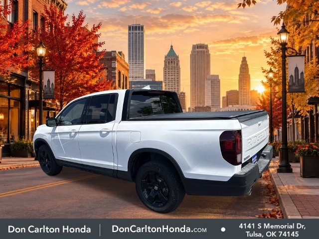 Used 2025 Honda Ridgeline Black Edition image 7