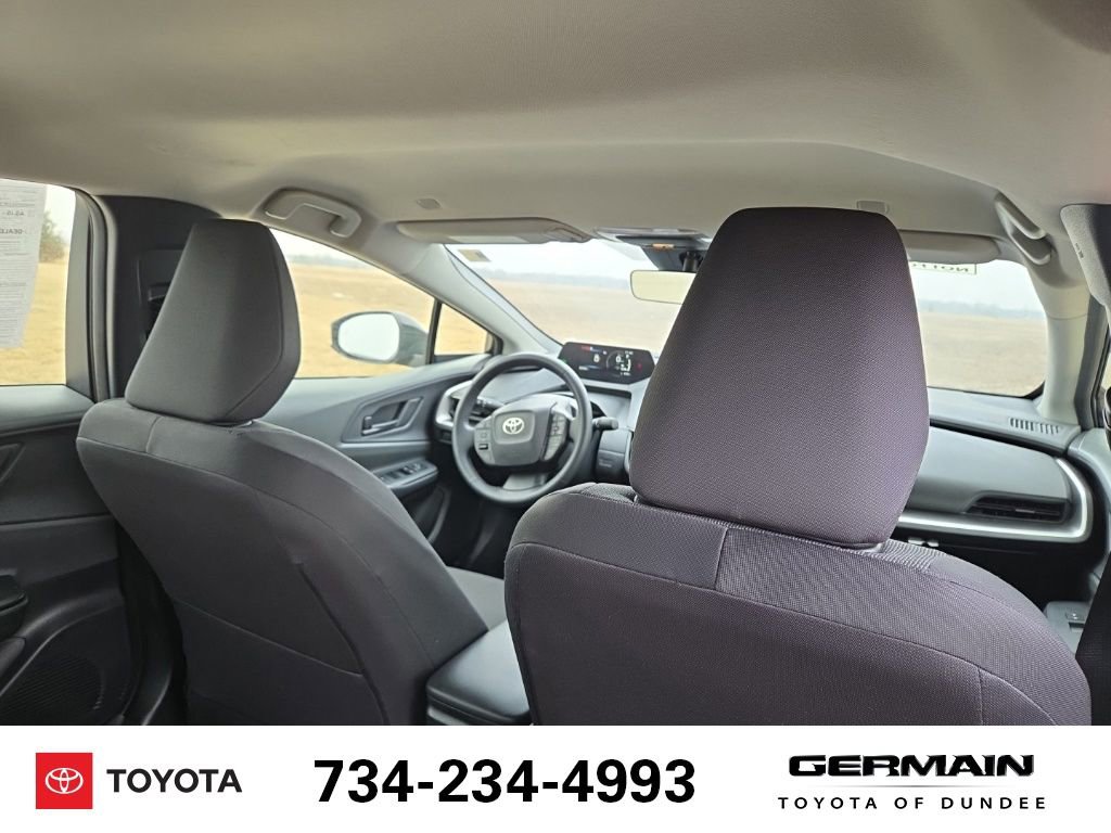 Used 2025 Toyota Prius LE image 20