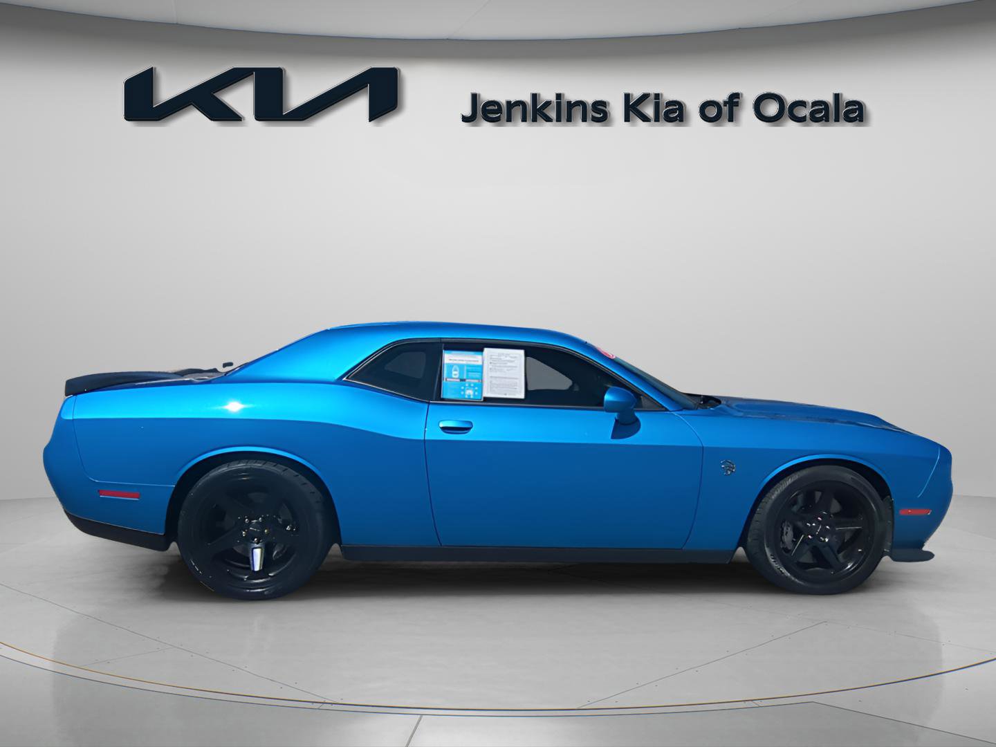 Used 2023 Dodge Challenger SRT Hellcat image 2