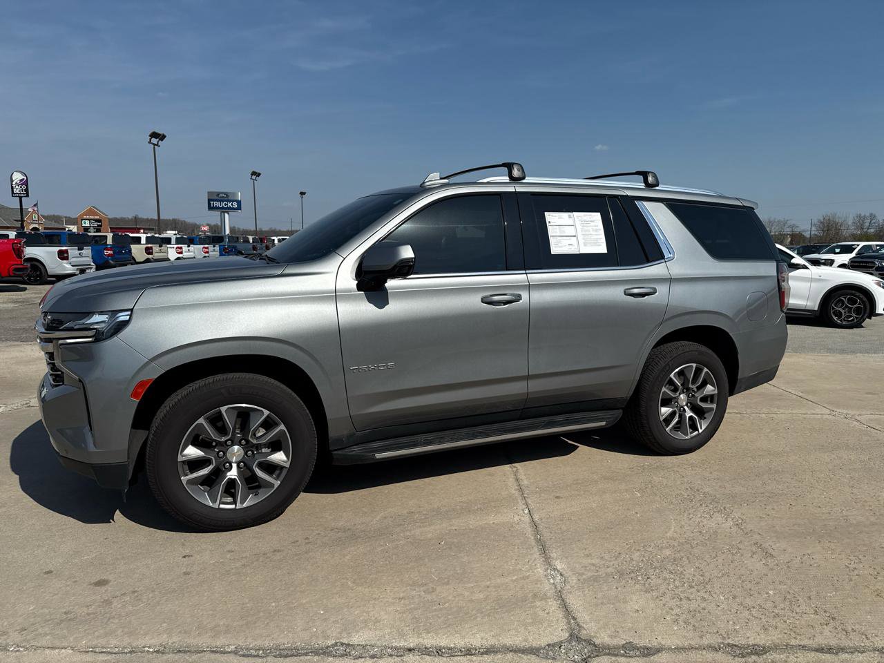 Used 2023 Chevrolet Tahoe LT w/ Luxury Package image 15