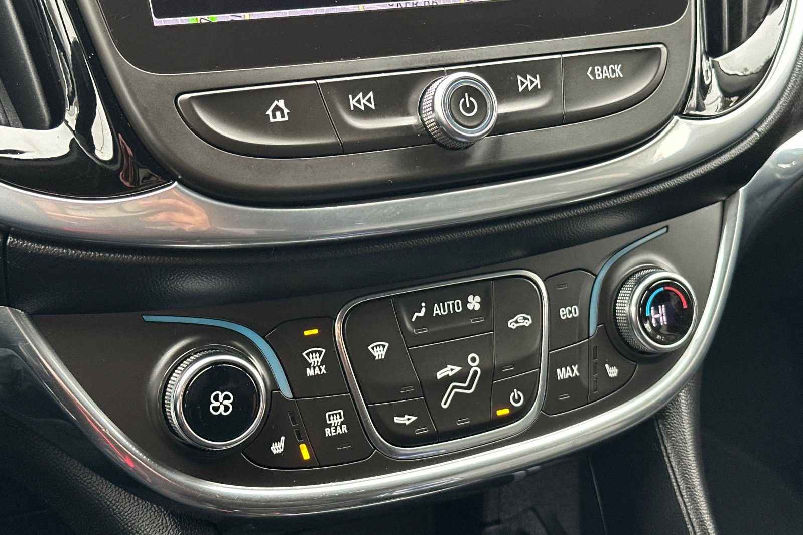 Used 2017 Chevrolet Volt Premier w/ Driver Confidence II Package image 25