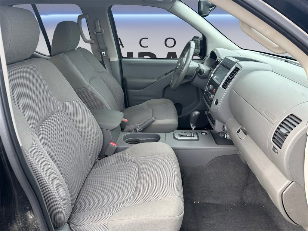 Used 2021 Nissan Frontier SV image 17