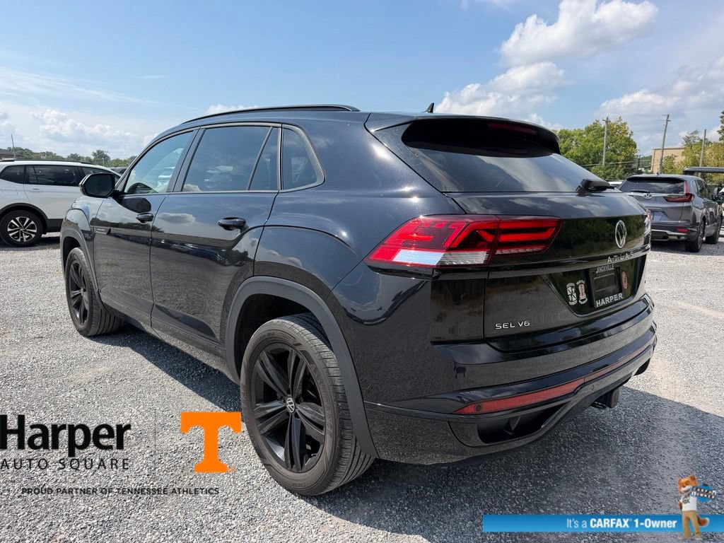 Used 2023 Volkswagen Atlas Cross Sport SEL R-Line AWD/4WD image 4