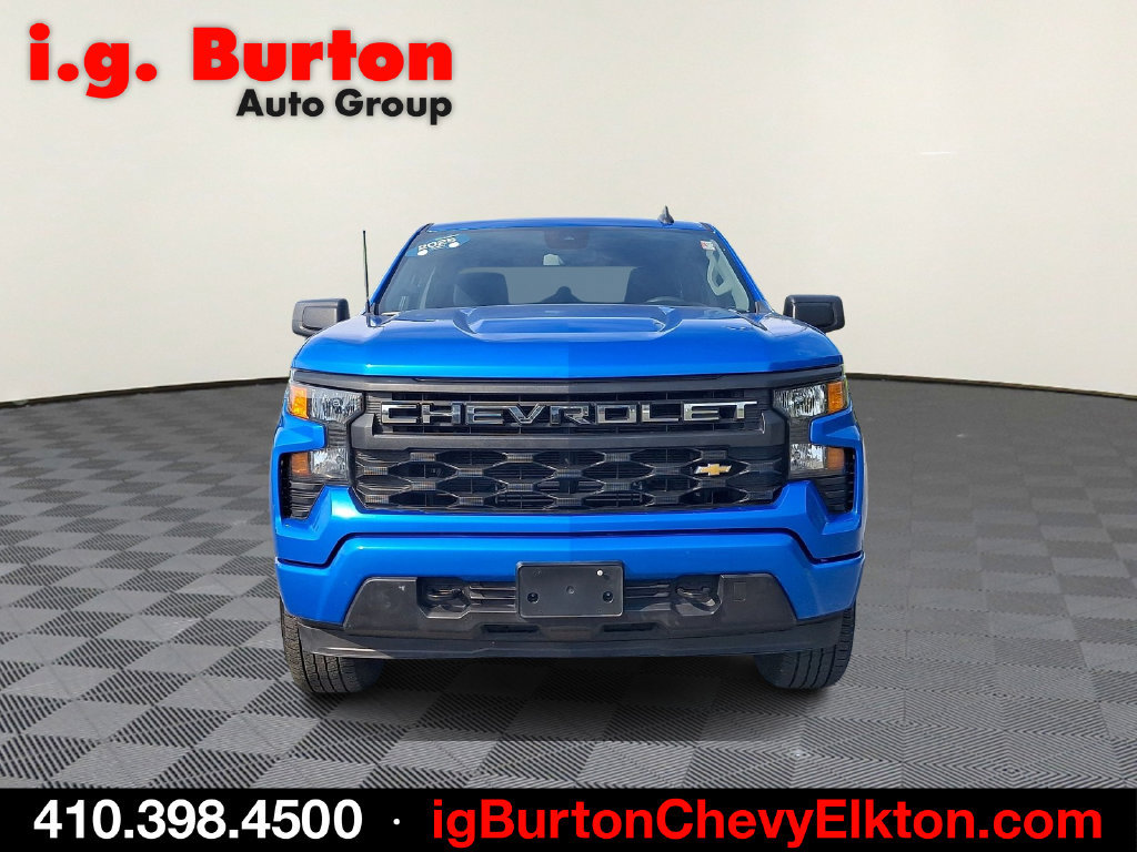 Certified 2025 Chevrolet Silverado 1500 Custom AWD/4WD image 2