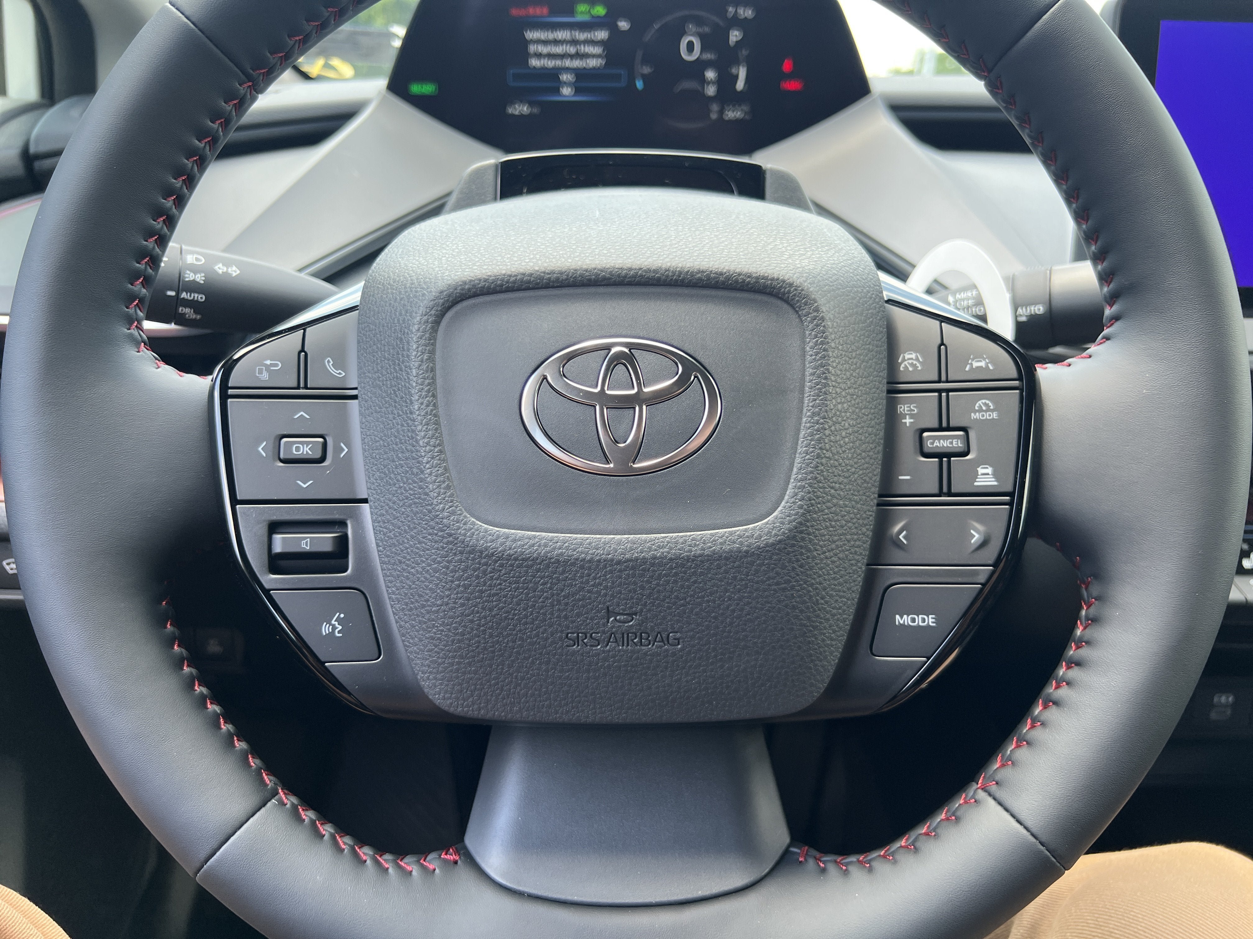 New 2026 Toyota Prius Plug-In Hybrid FWD image 14