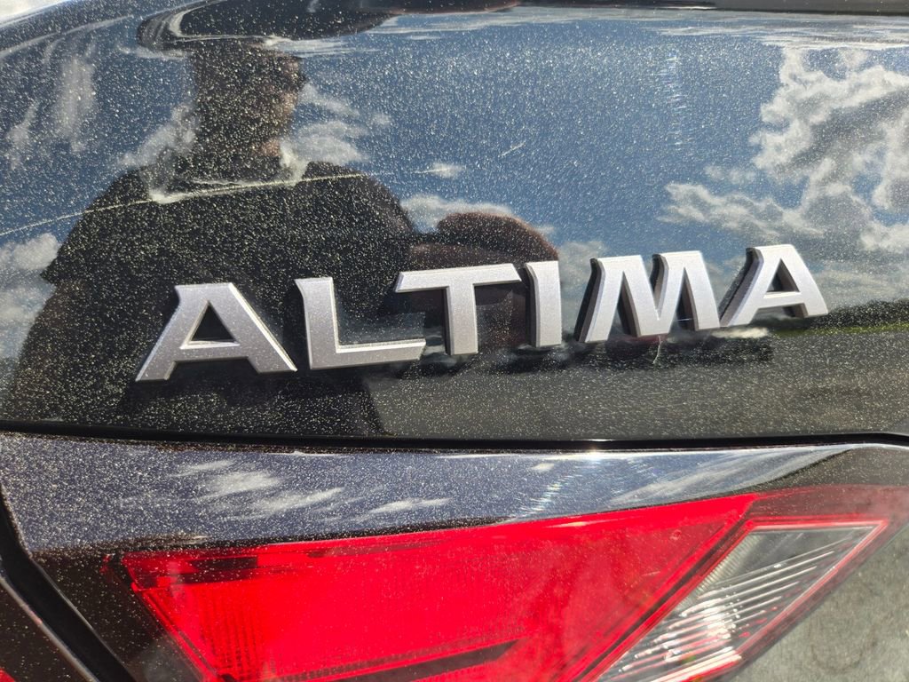 Certified 2025 Nissan Altima 2.5 S FWD image 30