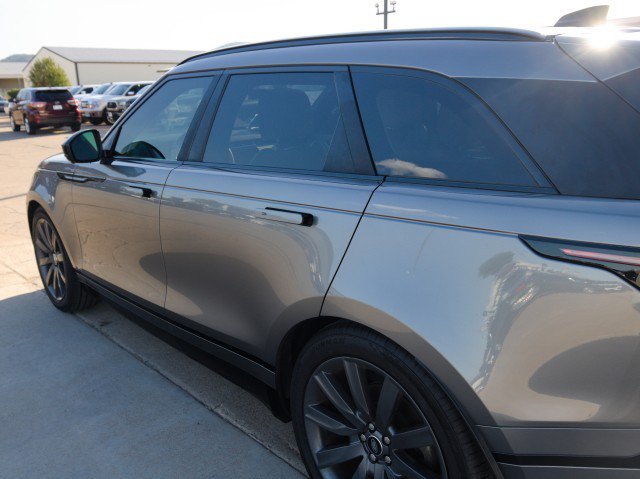 Used 2019 Land Rover Range Rover Velar R-Dynamic HSE AWD/4WD image 8