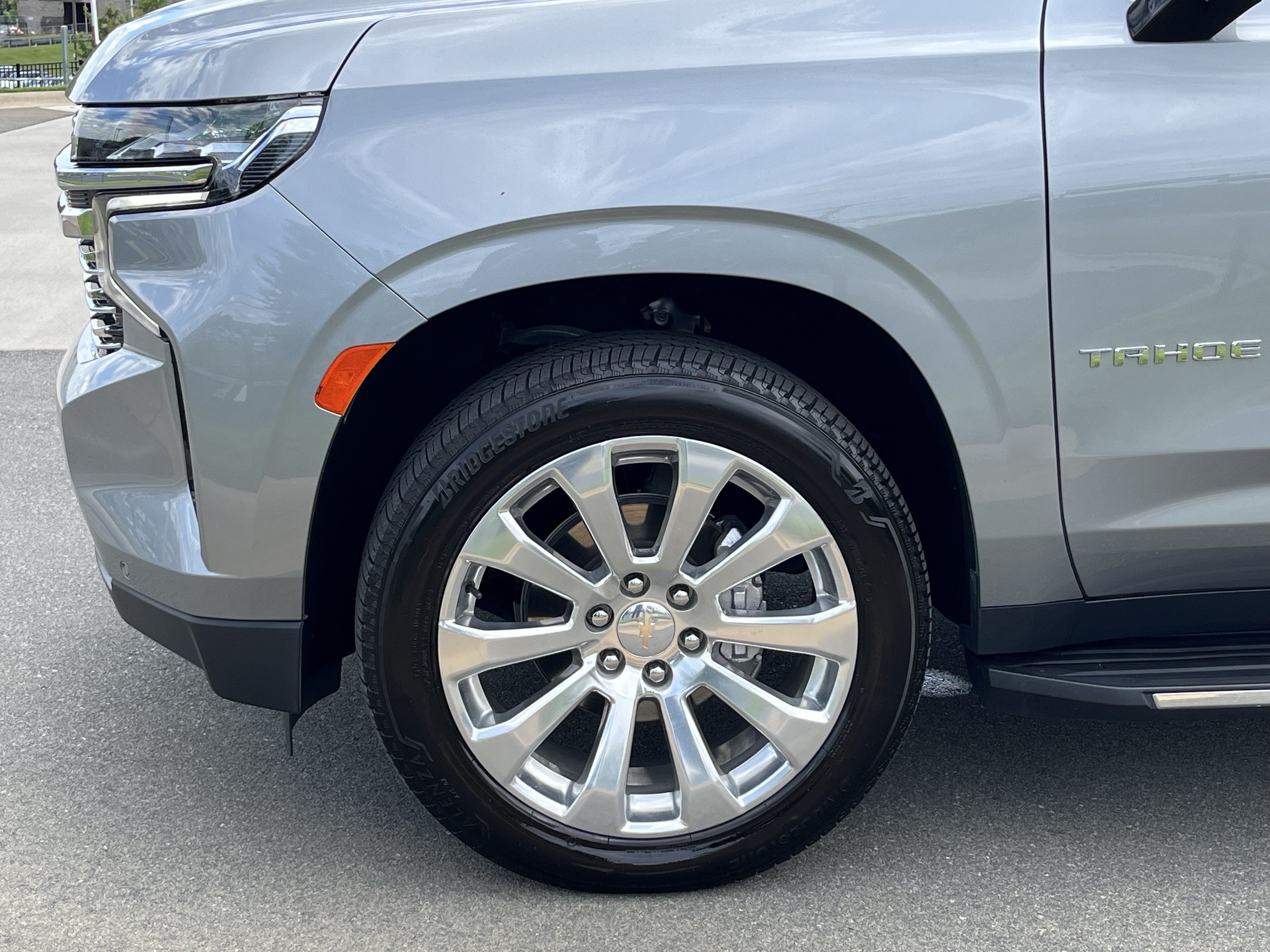 Used 2023 Chevrolet Tahoe Premier w/ Premium Package 2 AWD/4WD image 13