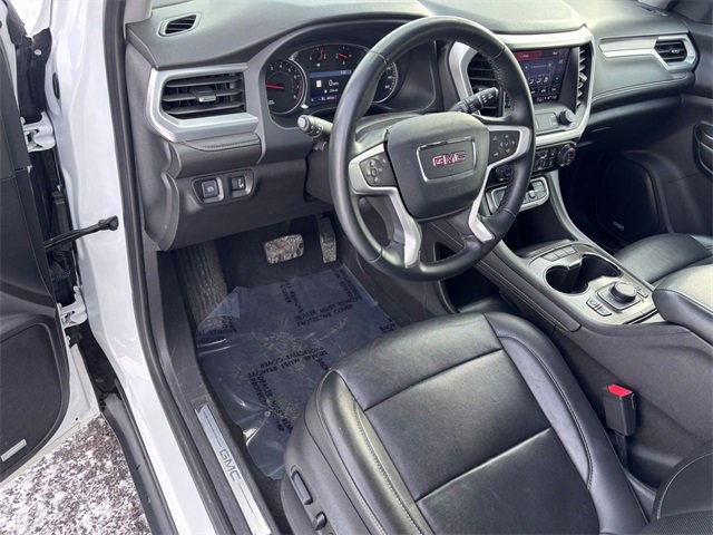 Used 2023 GMC Acadia SLT image 9