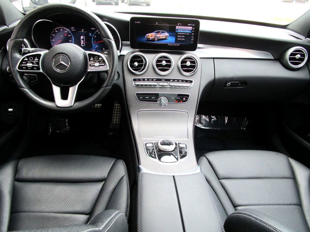 Used 2021 Mercedes-Benz C 300 4MATIC Sedan image 2