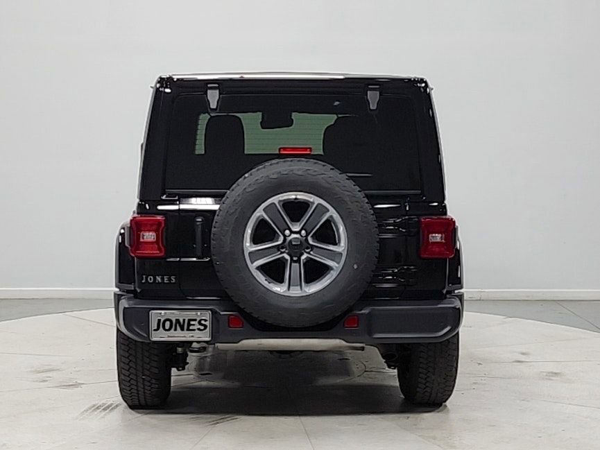 Used 2021 Jeep Wrangler Unlimited Sahara AWD/4WD image 6