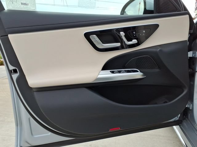New 2026 Mercedes-Benz E 350 4MATIC Sedan image 12
