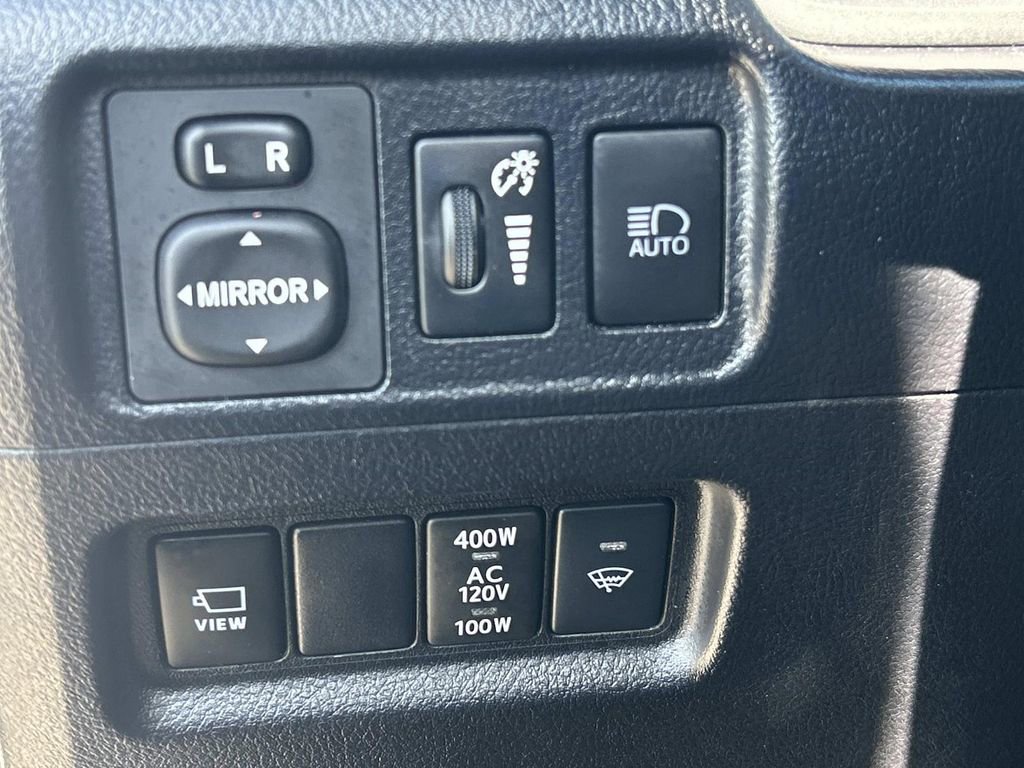 Used 2023 Toyota 4Runner Limited image 23