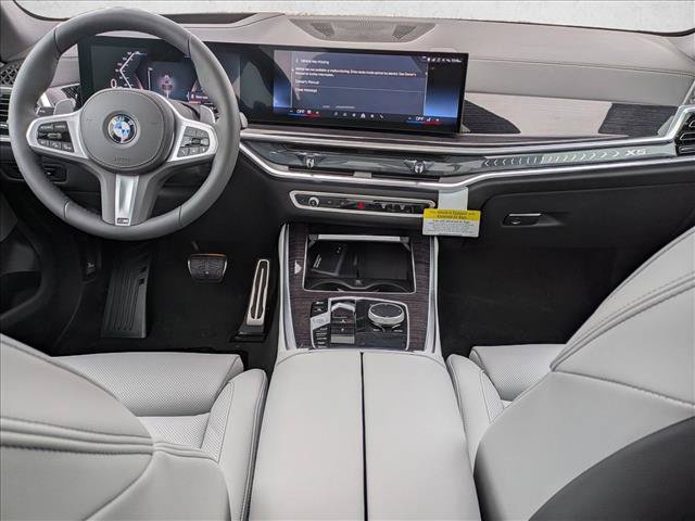 Used 2026 BMW X5 xDrive40i w/ M Sport Package AWD/4WD image 16