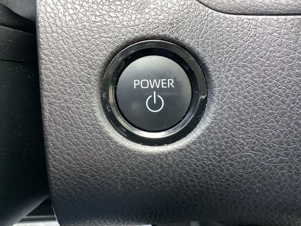 Used 2025 Toyota Camry LE FWD image 22