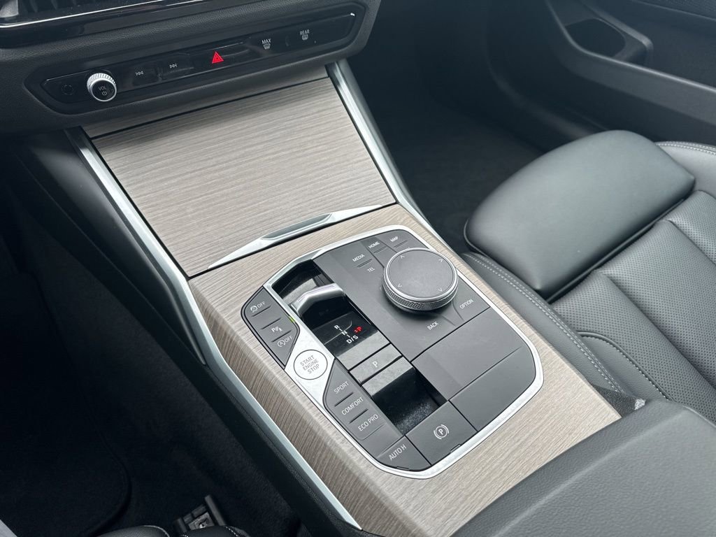 Used 2025 BMW 330i xDrive Sedan image 17