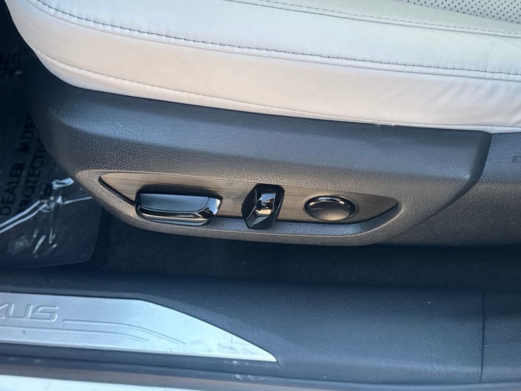 Used 2023 Lexus RX 350 Premium image 47