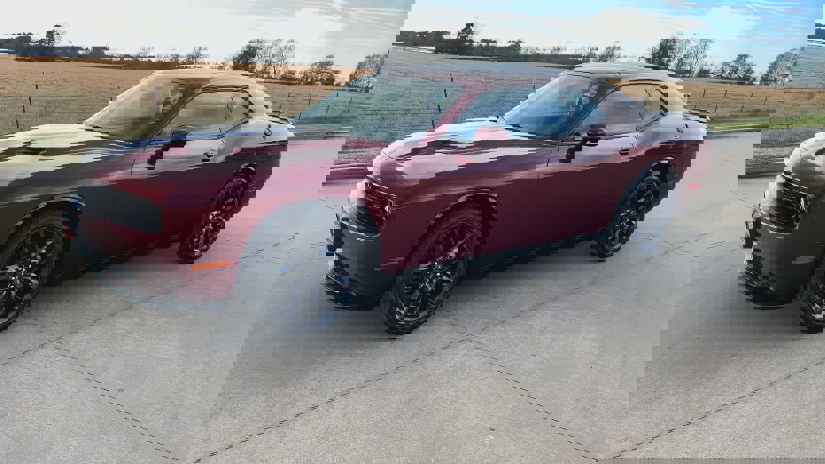 Used 2023 Dodge Challenger SXT w/ Blacktop Package image 5