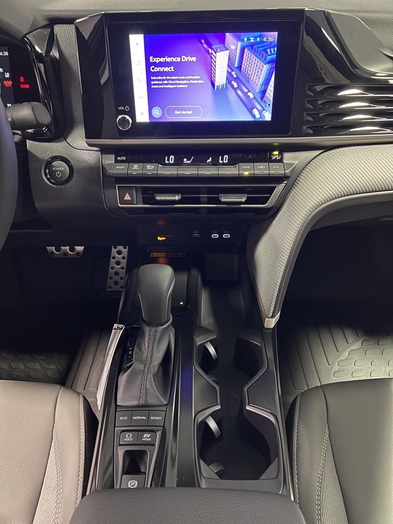 New 2026 Toyota Camry SE FWD image 27