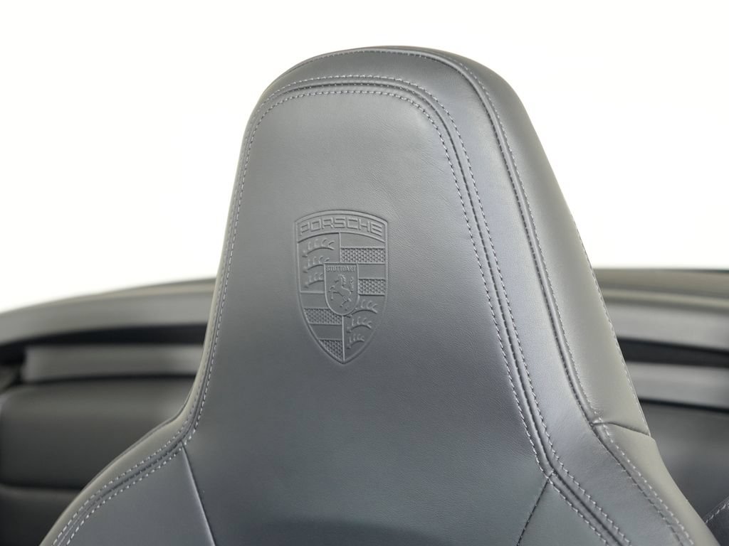 Certified 2025 Porsche 911 Carrera RWD image 29
