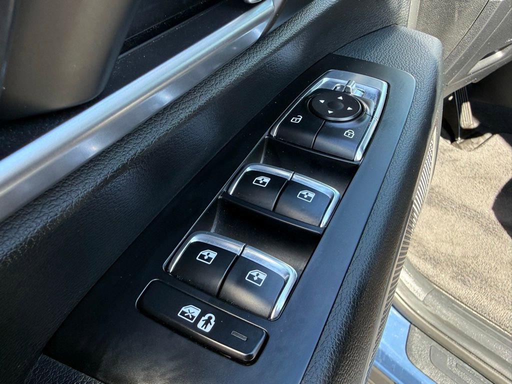 Used 2025 Kia Telluride S image 15