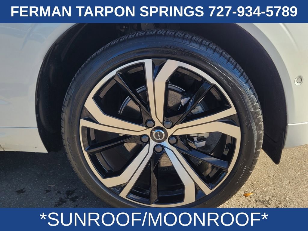 Certified 2025 Volvo XC60 B5 Ultra w/ Protection Package Premier image 12