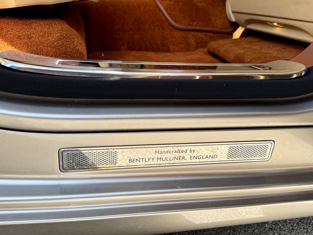 Used 2016 Bentley Mulsanne RWD image 46