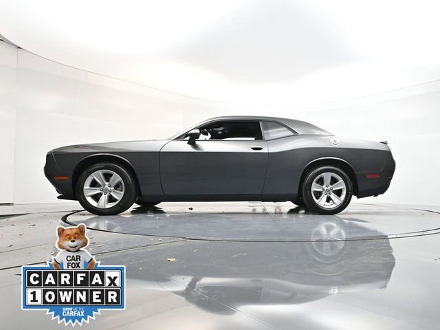 Used 2023 Dodge Challenger SXT image 32