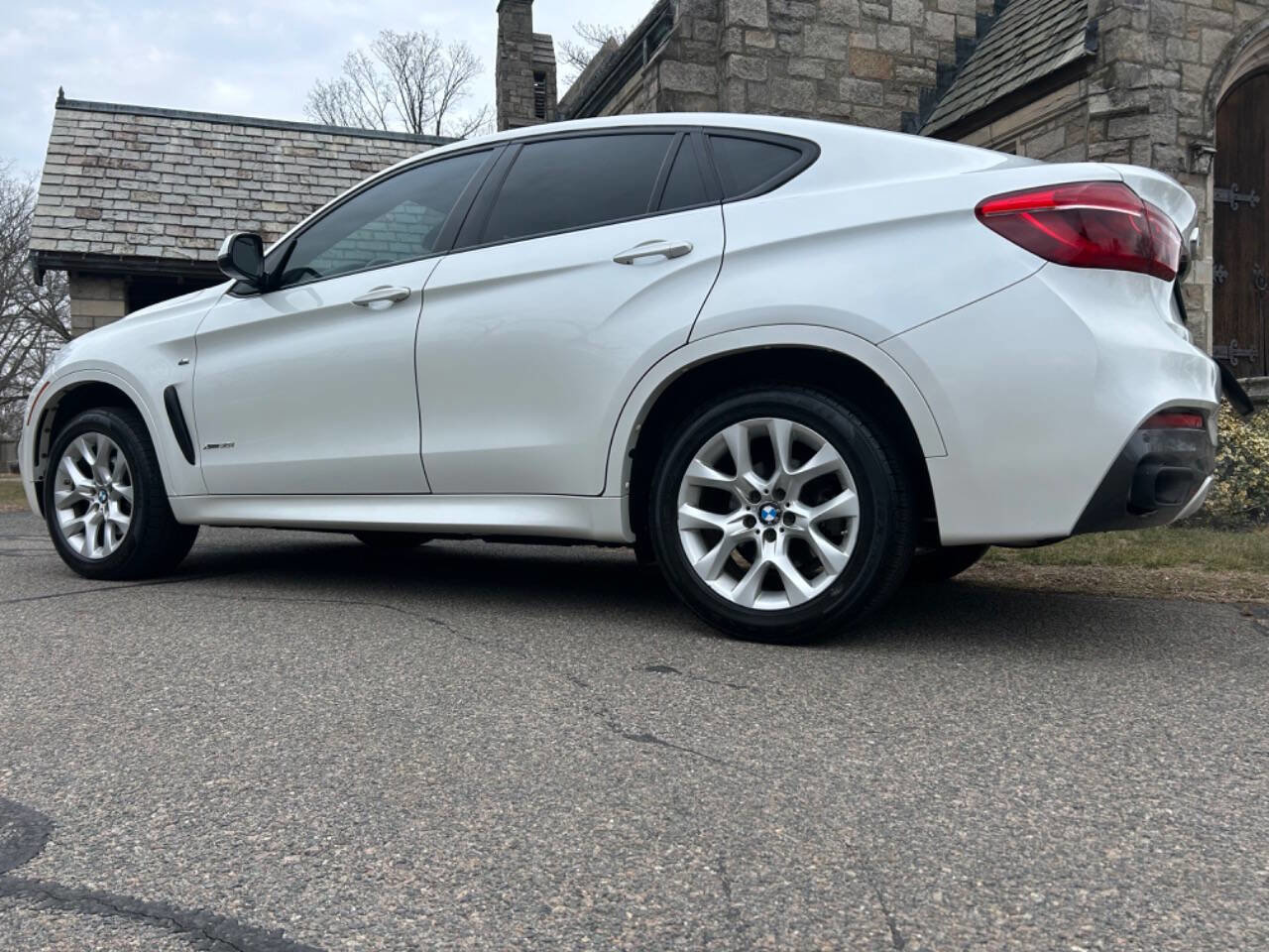 Used 2016 BMW X6 xDrive35i image 18
