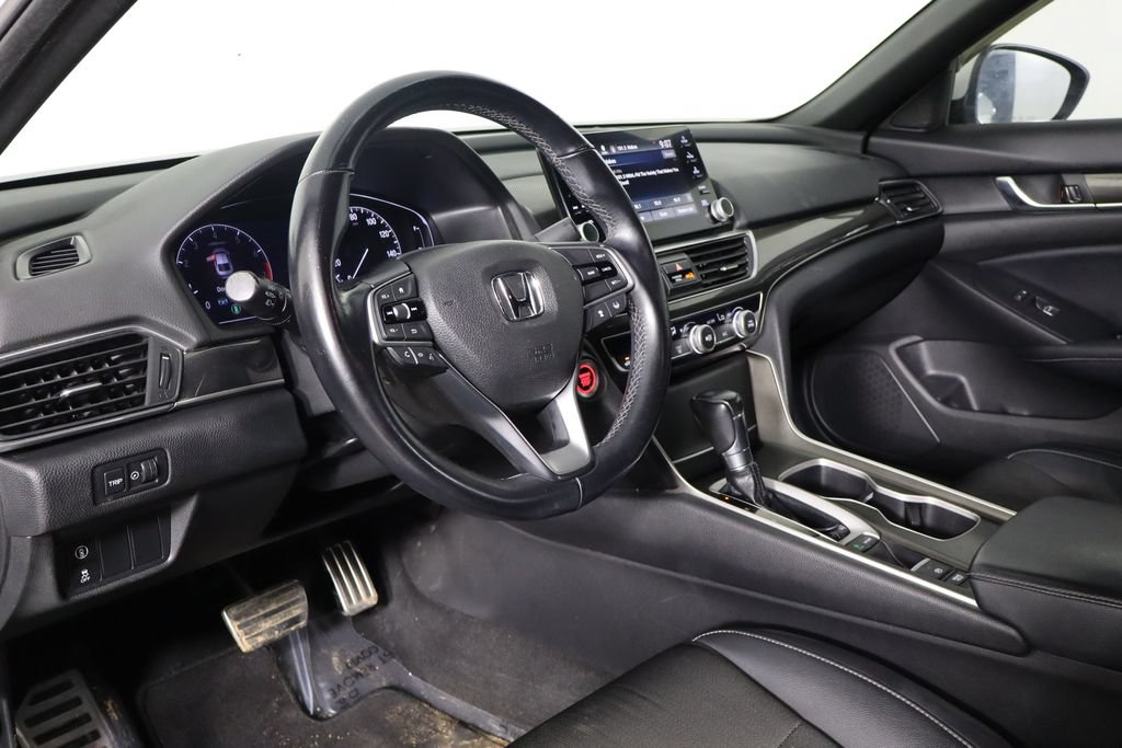 Used 2018 Honda Accord Sport image 23